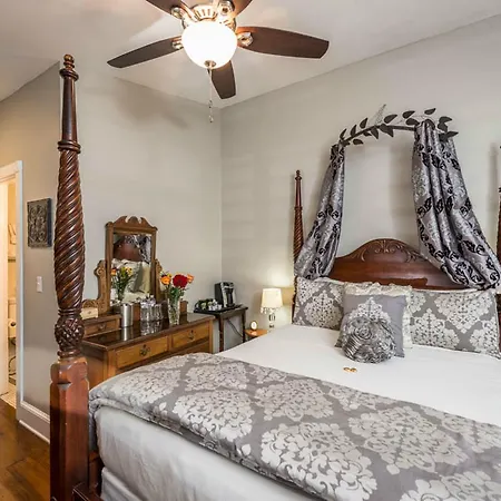 Carriage Way Inn Bed & Breakfast Adults Only - 21 Years Old And Up St. Augustine Exterior photo