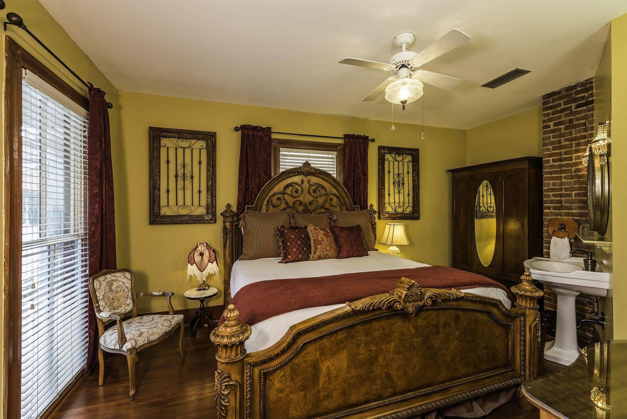Alojamento de Acomodação e Pequeno-almoço Carriage Way Adults Only - 21 Years Old And Up St. Augustine